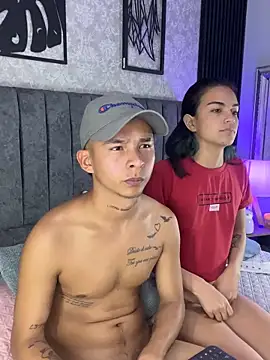 bliinkii_and_luka_ webcam