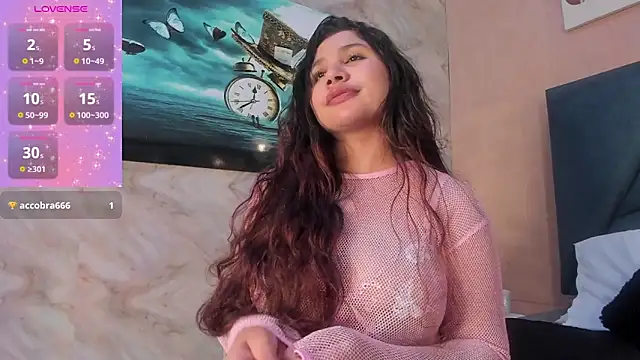 Victoria_Rosee webcam