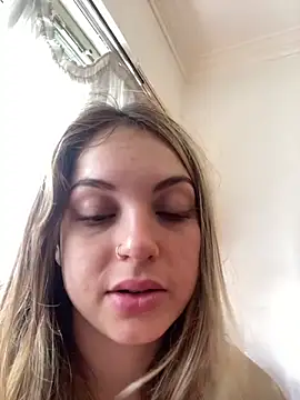 Elnonoykeila77 webcam