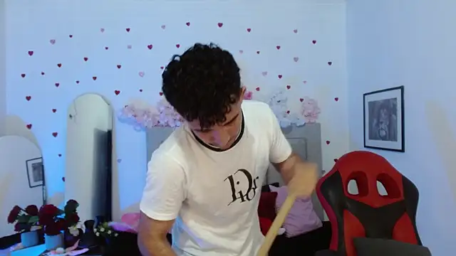 caius_fox - Caius_fox's free webcam - UK Sex Cams