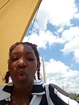 oliviaprettypussy webcam