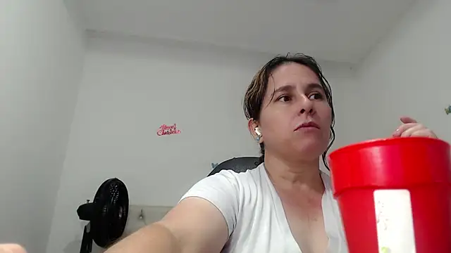 victoria_jones webcam