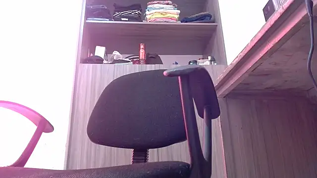 nicolle_milf1978 webcam