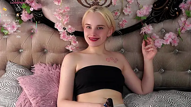 KirstinMcgeady webcam