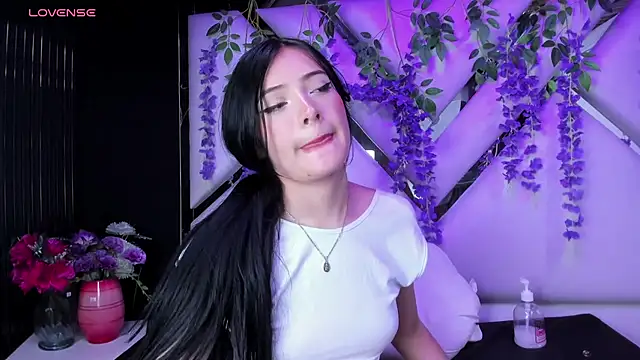 liinzy_rouse69 webcam