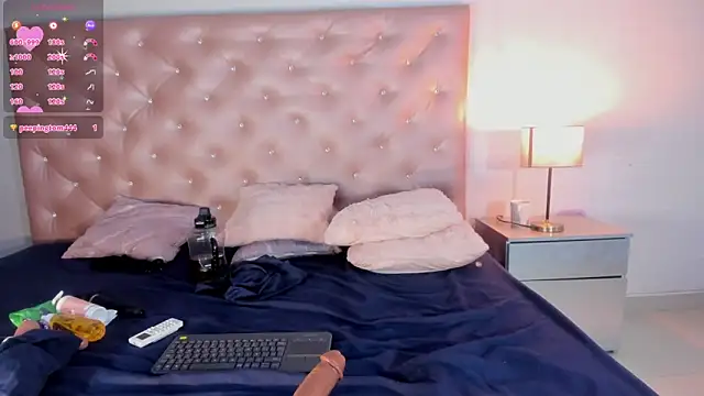 paulinasaeEnz webcam