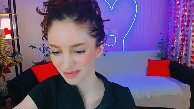 ChristinaConteeree webcam