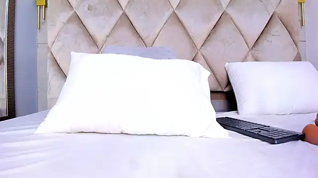 gabyparker_ - GabyParker_'s free webcam - UK Sex Cams