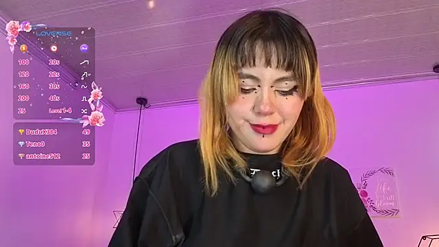 NinaSakura_Eup webcam