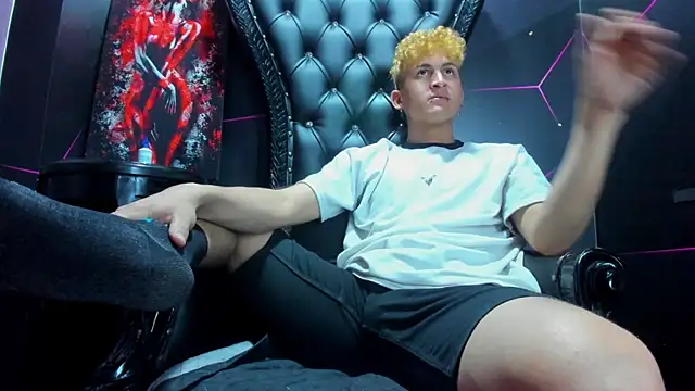 Ethan_Waalker webcam