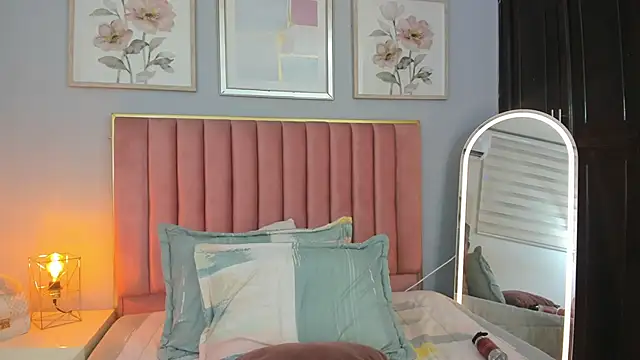 MarianaScott_ webcam