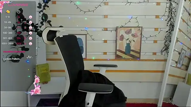 Josephine_Kiss webcam