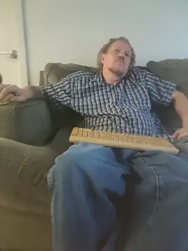 yourMasterisBored webcam