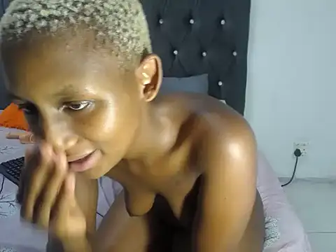 BootySoYummyX webcam