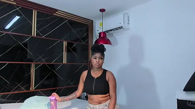 HannyThompson webcam