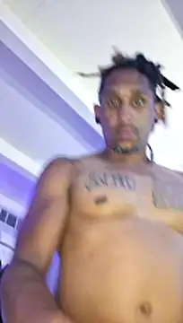 TheRealMrDLlong webcam