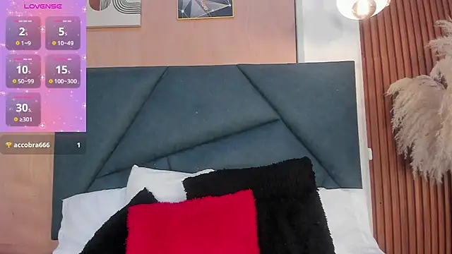 Victoria_Rosee webcam