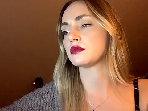 ScarlettSensitive webcam