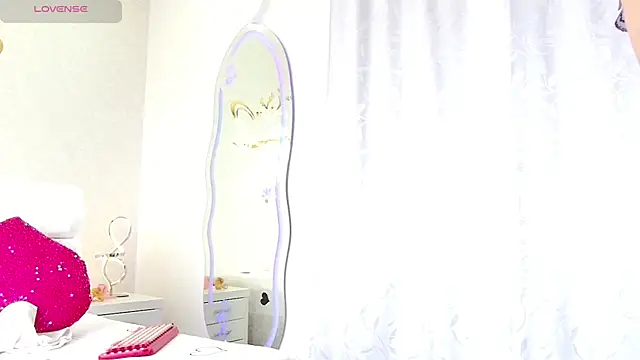 MarcelaFlores webcam