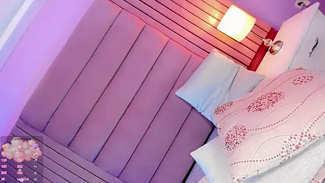 Camille_deluxe webcam