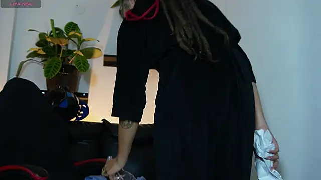 _sharlotte777 webcam