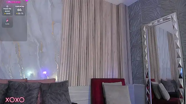 BriannaChelsea webcam