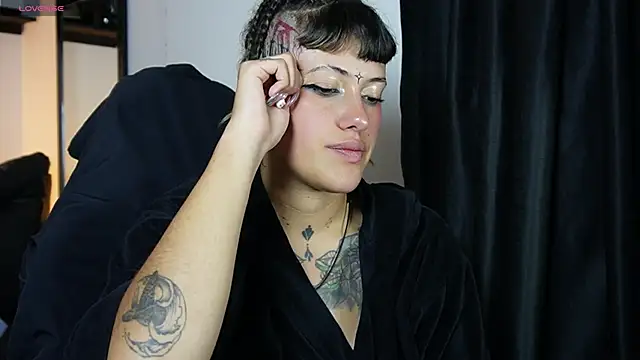 _sharlotte777 webcam