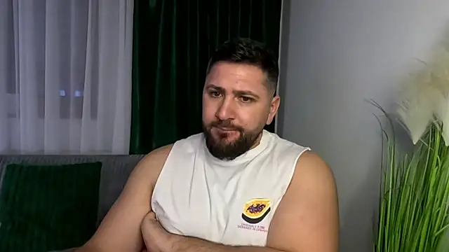 Gold_Alpha_Boy webcam