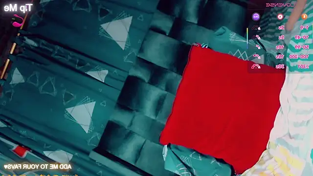 CharlotteBigCock webcam