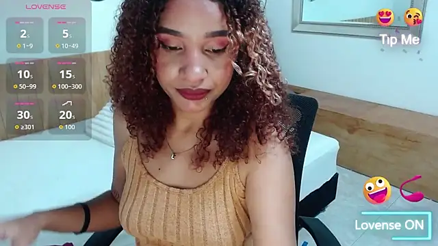 Alice_Grinnerk webcam