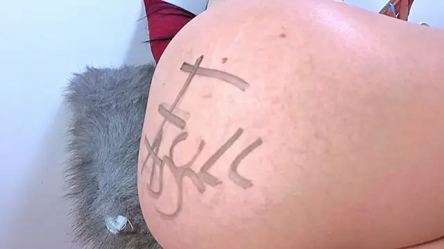 Julieta-Horny- webcam