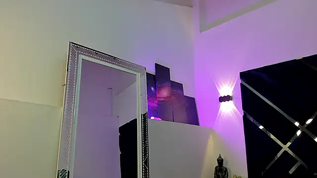 Logan_Wolf-js webcam