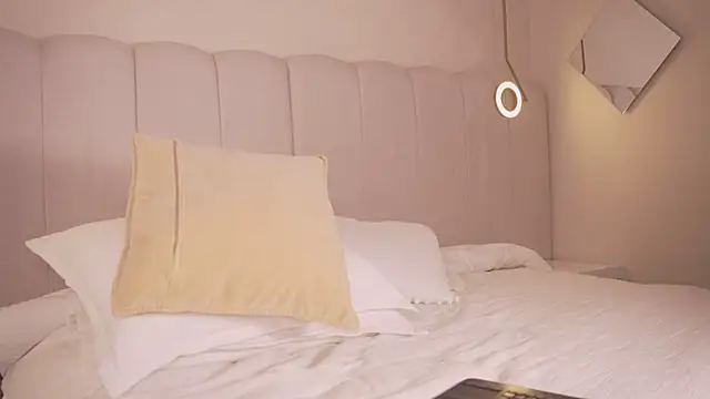 abby-me (F young) - Ass Fingering + Buttplug Toy