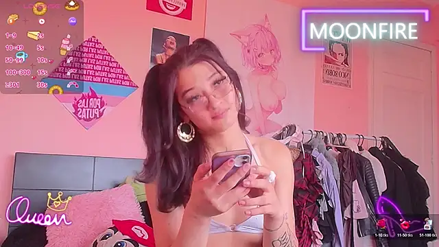 moonfiredancer webcam