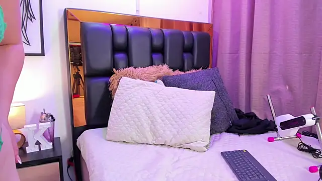 Katalina_Evans webcam