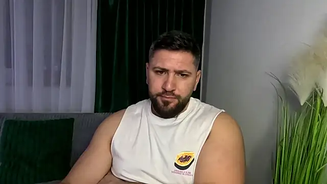 Gold_Alpha_Boy webcam