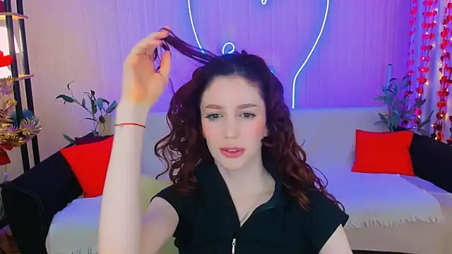 ChristinaConteeree webcam