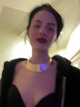 bigJuicyPussy webcam