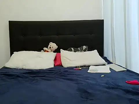 july_fucha live sex cam