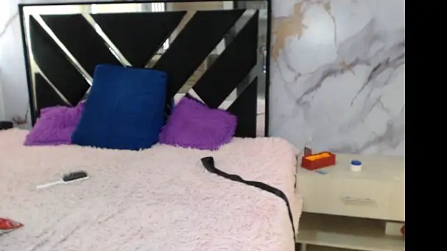 KarolMadison21 webcam