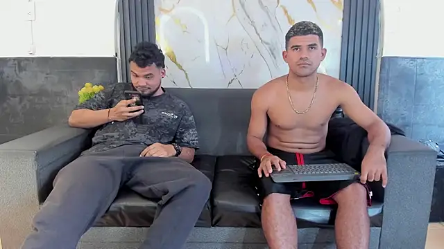 Latins_on_fire webcam