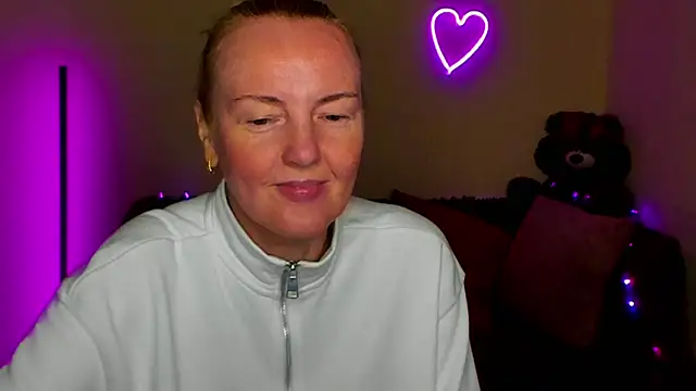 Bella_soulmate webcam