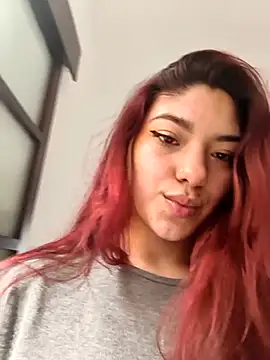 Victoria_Beaumont webcam