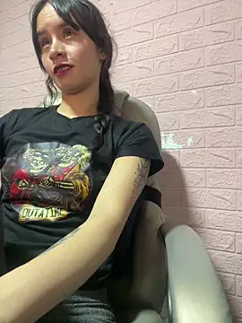 mistymoon (F young) - Tits tease