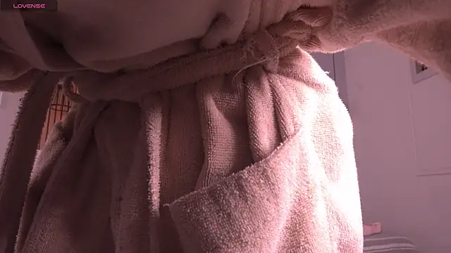 mia-reeves live sex cam