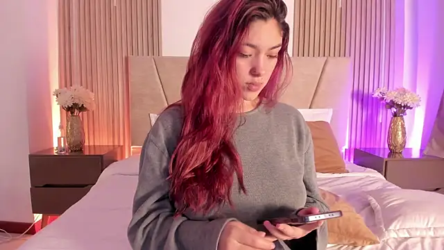 Victoria_Beaumont webcam