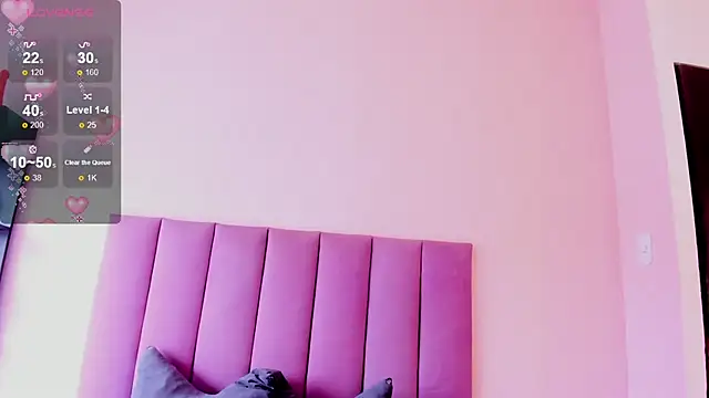 violet_myerrs webcam