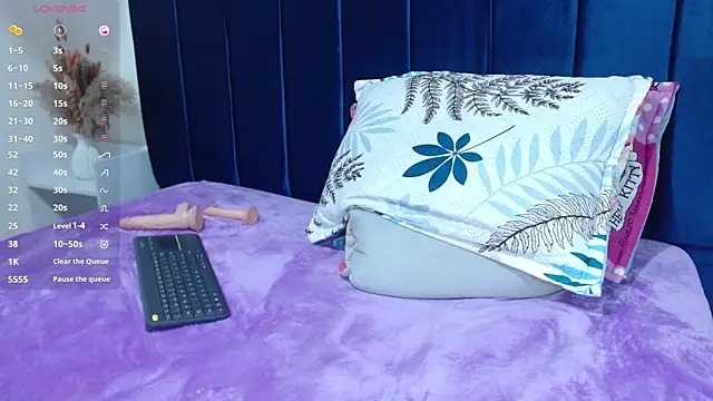 Bombom_brown1 webcam