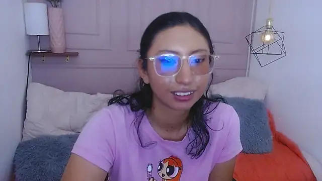 Violet_2003 webcam