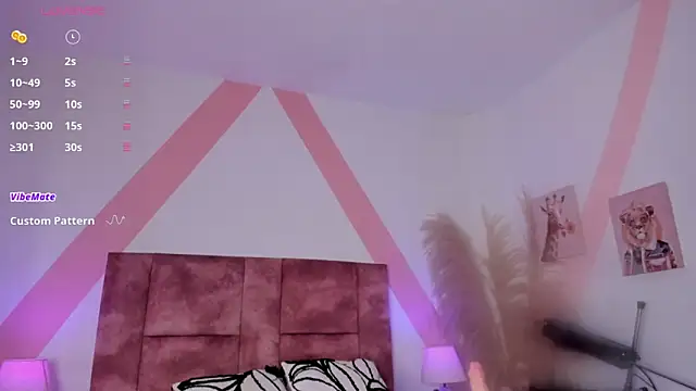 isabella_whiithe webcam